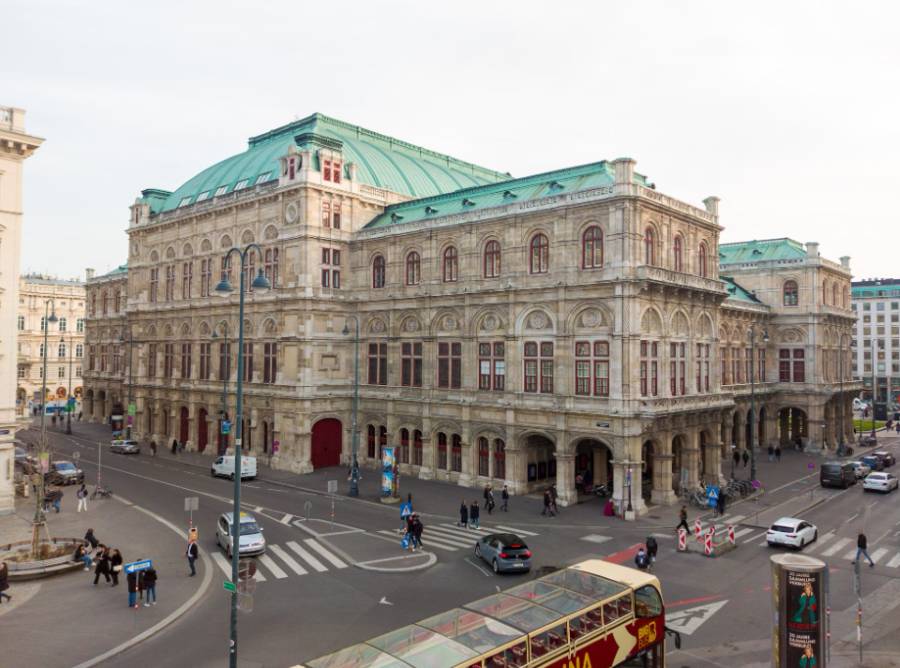 Vienna State Opera David Vives 